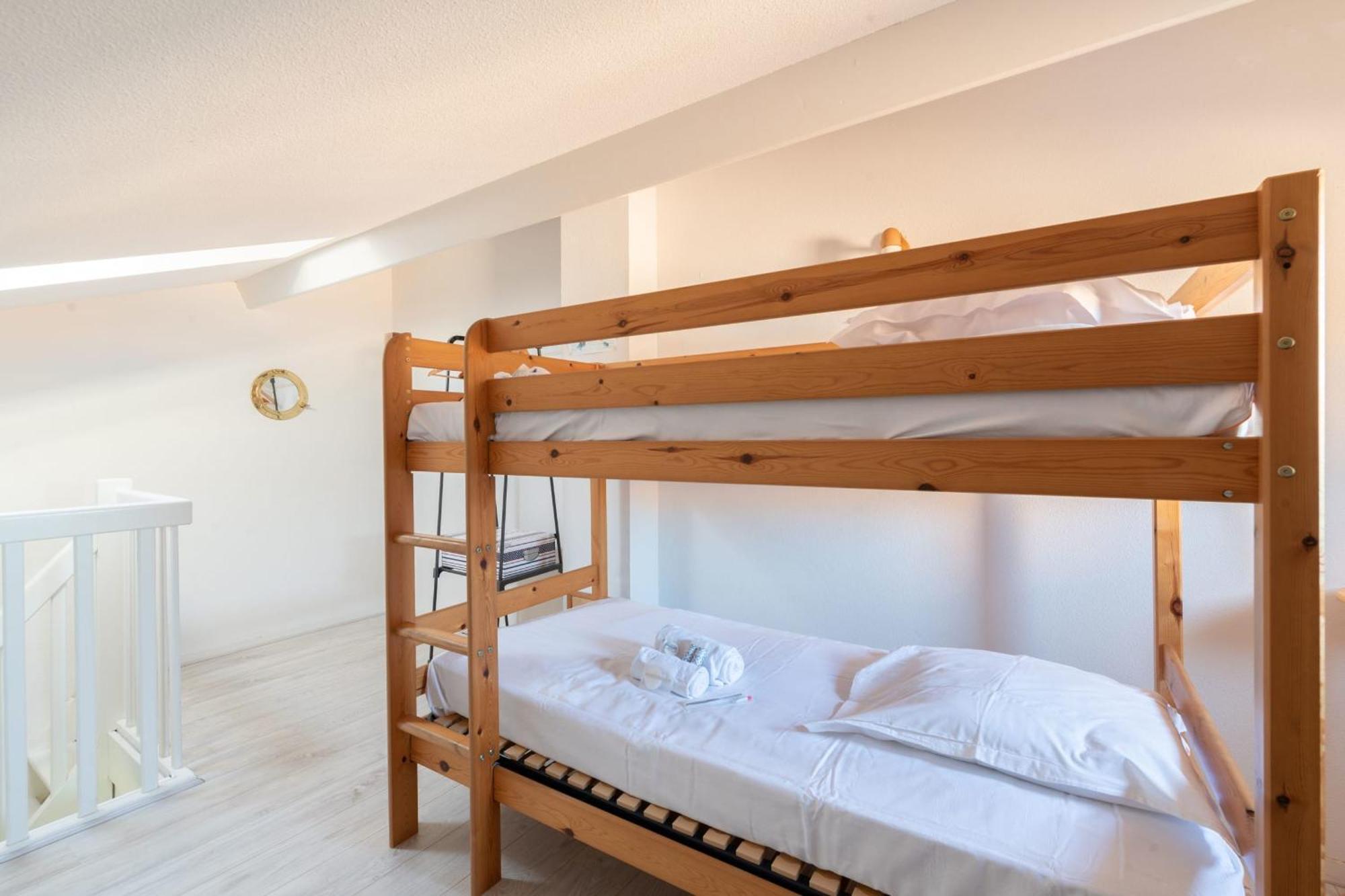 Hébergement de vacances Maison - Centre Avec Piscine Pornic