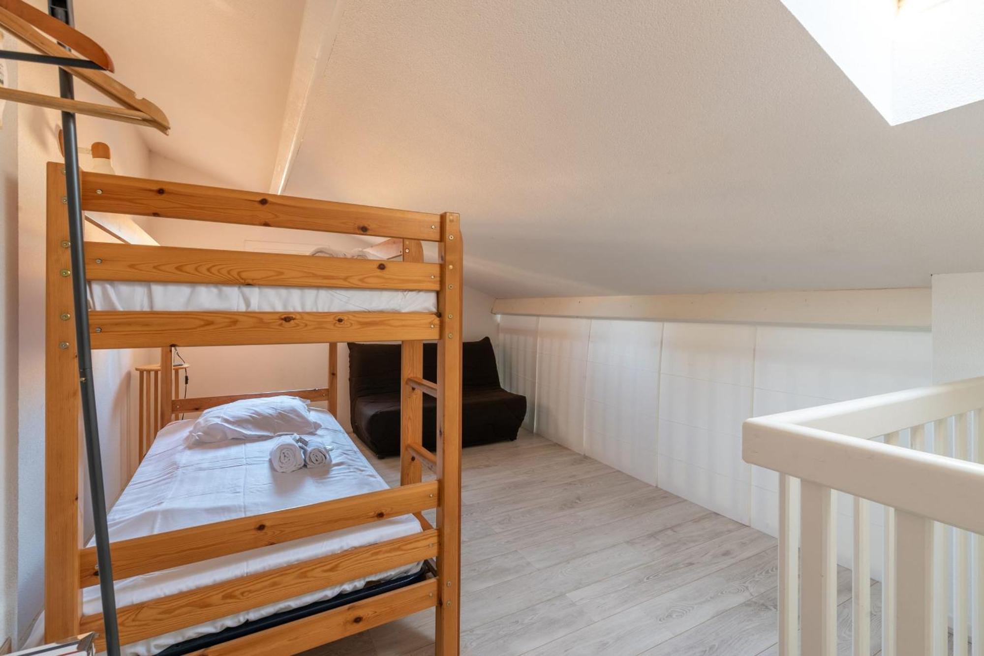Hébergement de vacances Maison - Centre Avec Piscine *